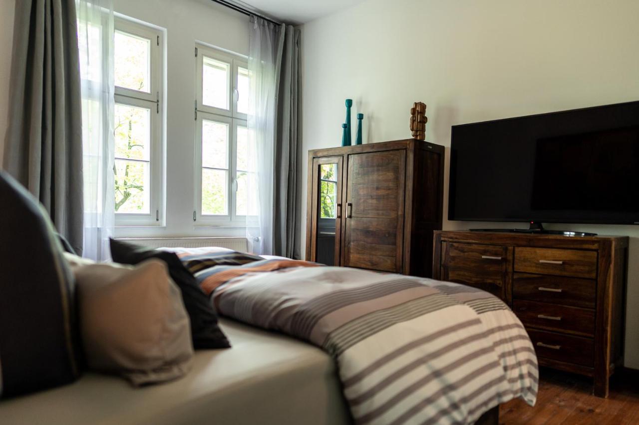 Am Kunstturm Apartment *