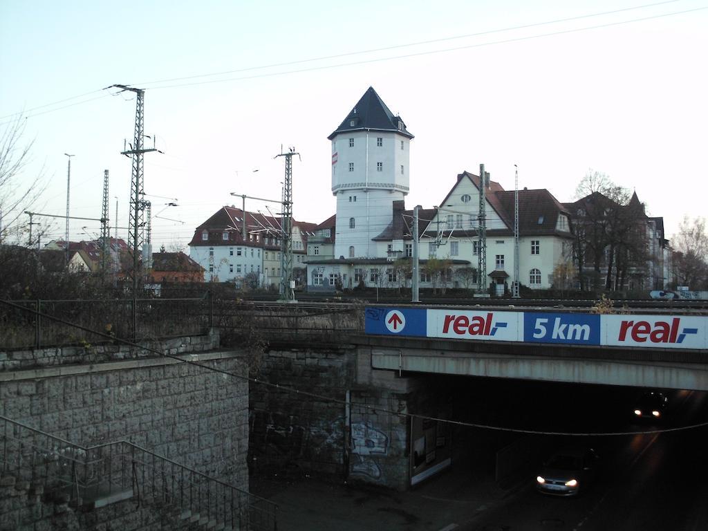 Am Kunstturm Apartment *